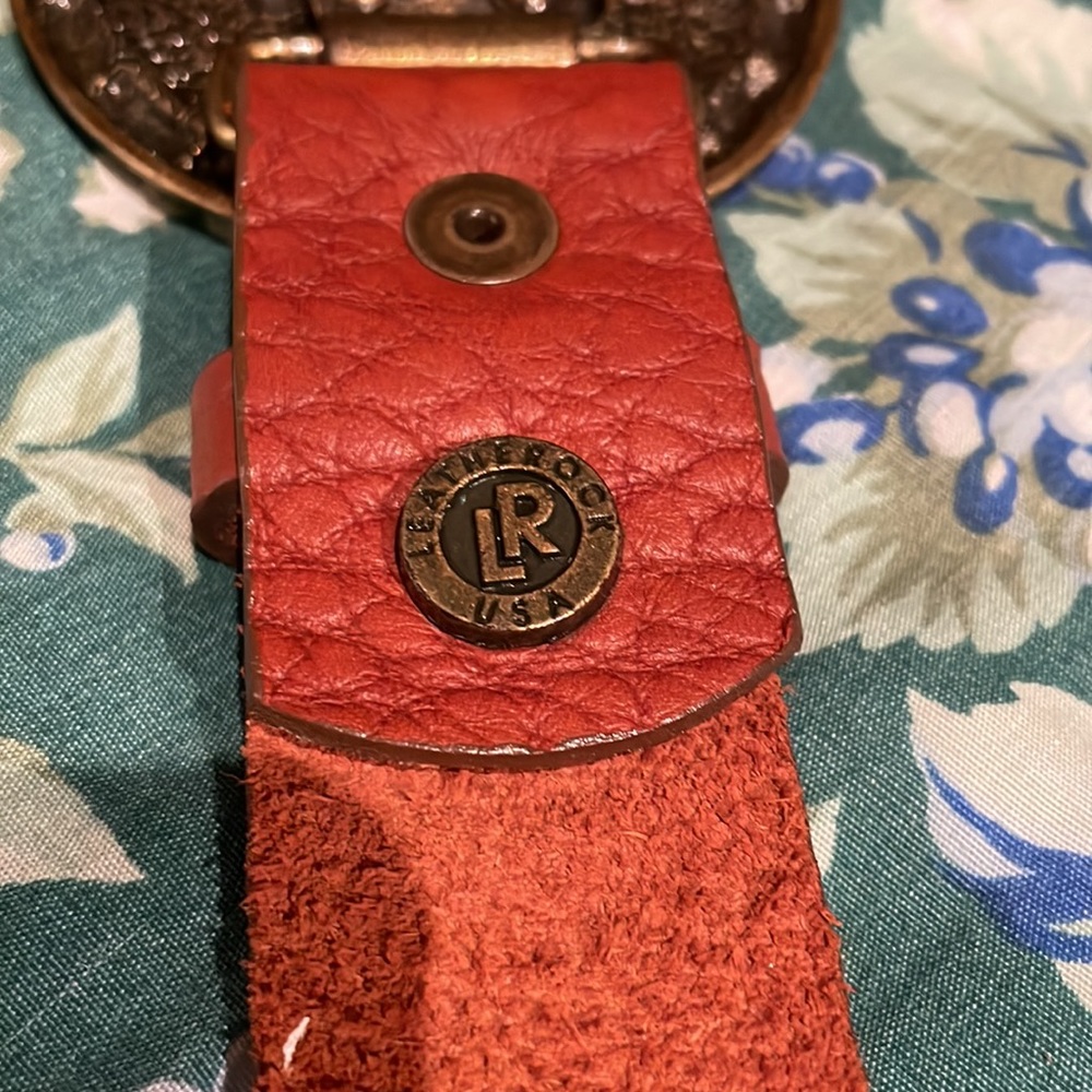 Leather Rock belt….gorgeous - Picture 4 of 5